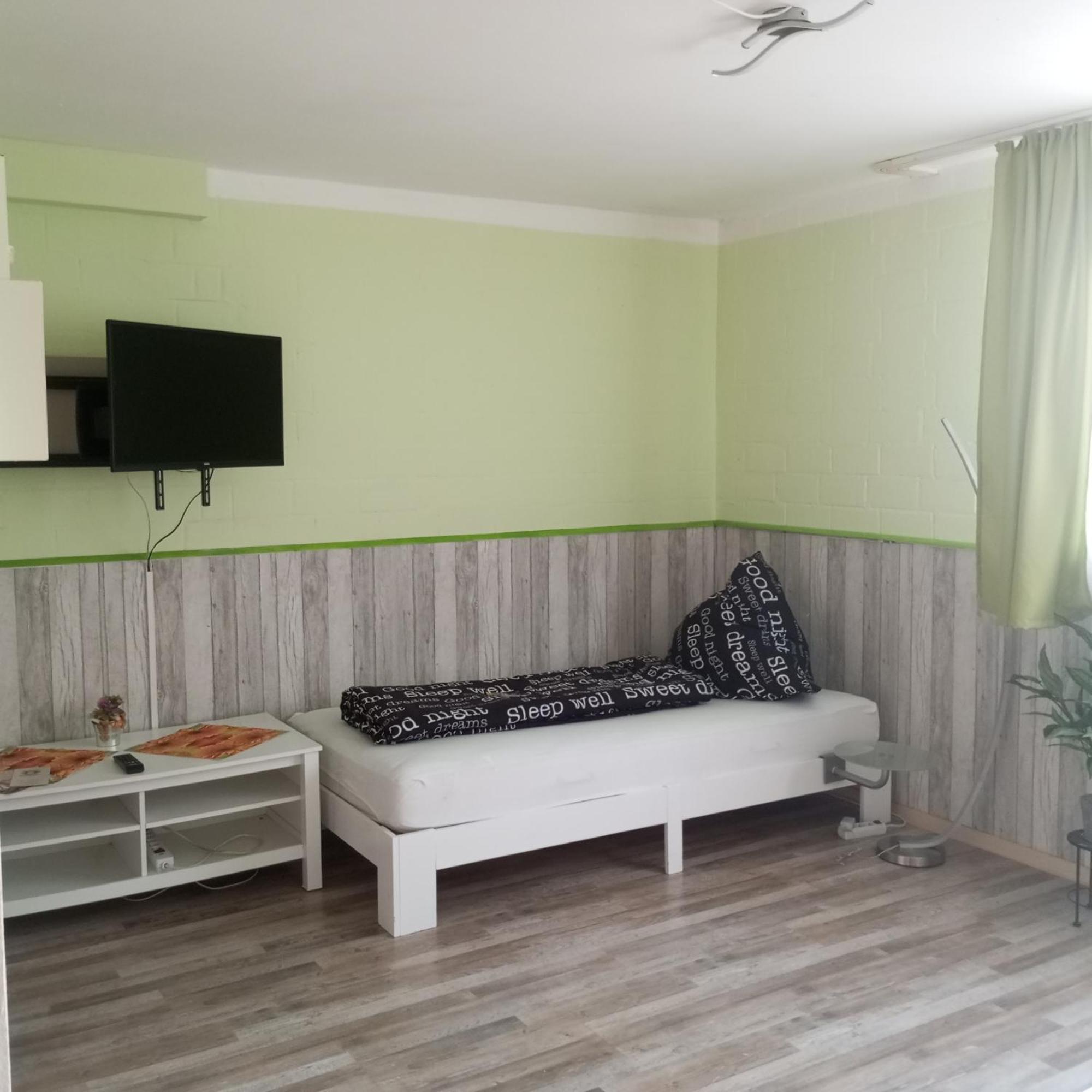 Gaeste Monteurzimmer Haus Suedstadt 졸링겐 외부 사진
